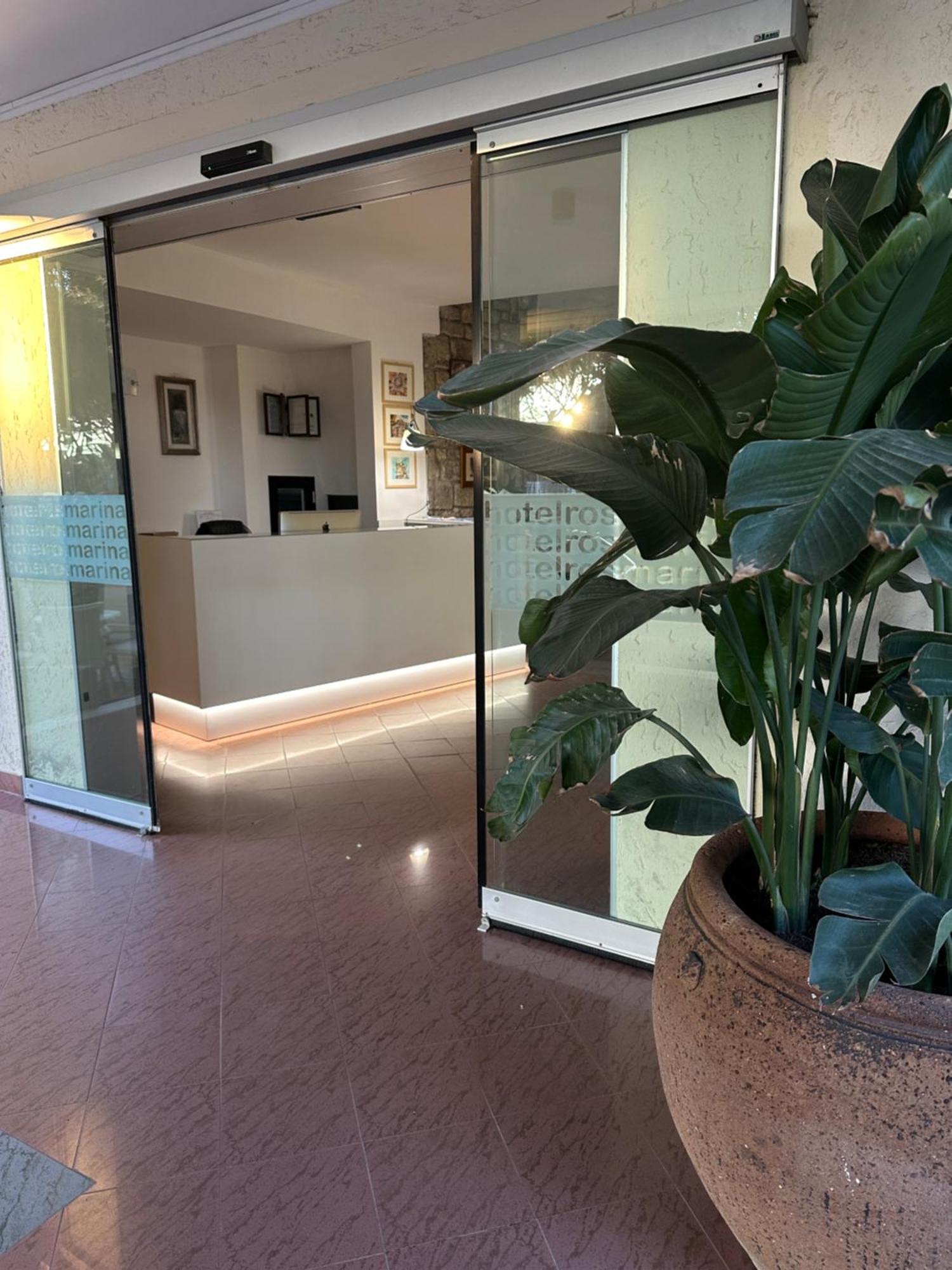 Hotel Rosmarina Marina di Grosseto Exterior photo