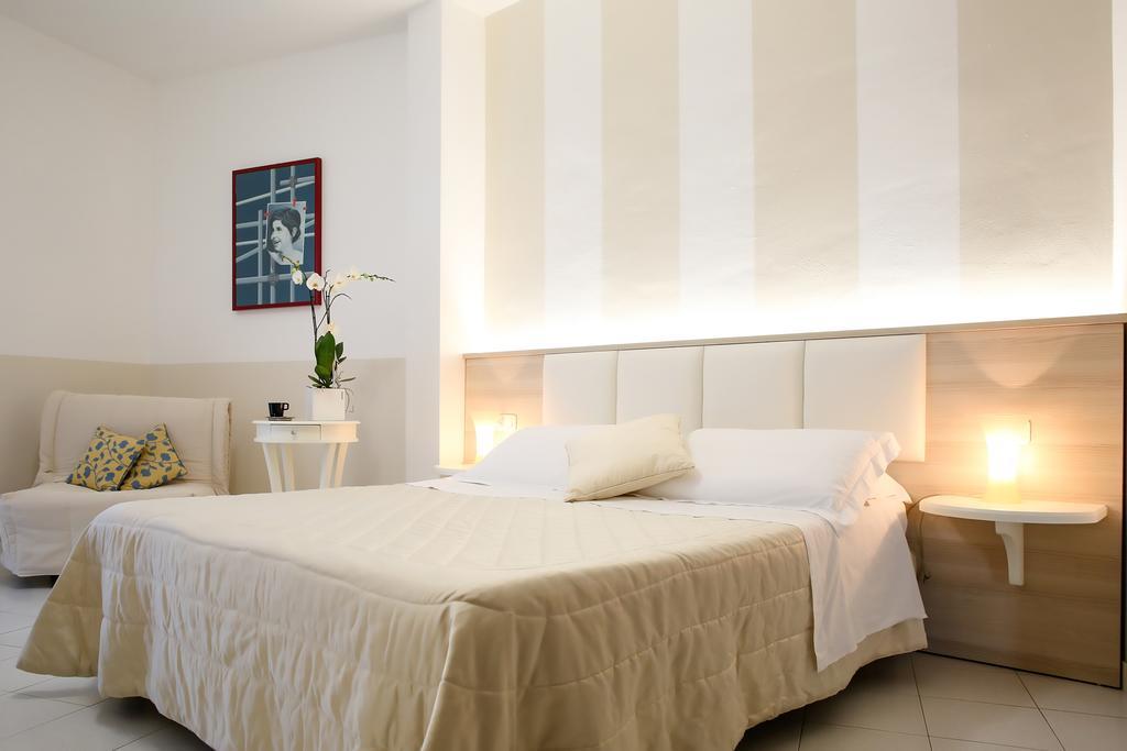 Hotel Rosmarina Marina di Grosseto Exterior photo